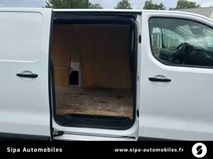 Photo 17 Fiat Scudo  FOURGON 1.5 MULTIJET 120 COMPACT