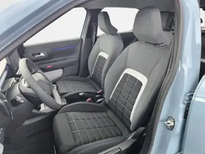 Photo 10 Citroën C3  Turbo 100 ch Manuelle