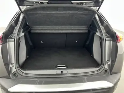 Photo 5 Peugeot 2008  PureTech 130 S&S EAT8
