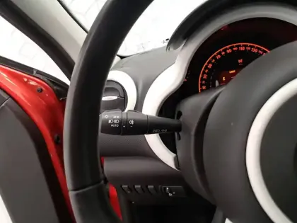 Photo 26 Renault Twingo  III SCe 65