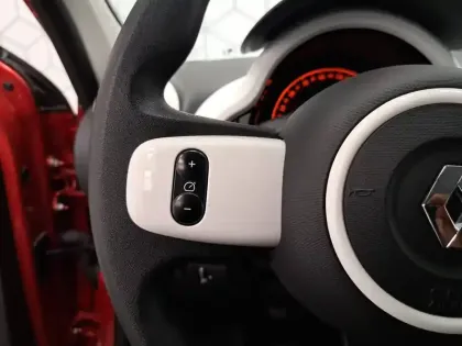 Photo 28 Renault Twingo  III SCe 65