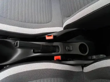 Photo 32 Renault Twingo  III SCe 65