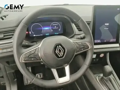 Photo 12 Renault Captur  E-Tech full hybrid 145 ch