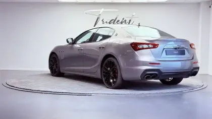 Photo 6 Maserati Ghibli  3.0 V6 350