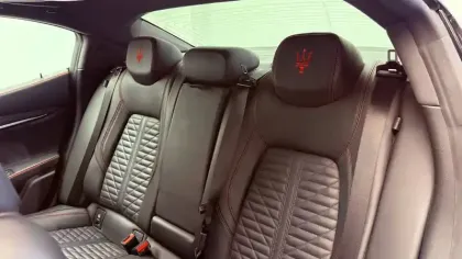 Photo 15 Maserati Ghibli  3.0 V6 350