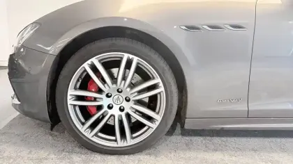 Photo 31 Maserati Ghibli  3.0 V6 350