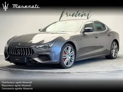 Photo 22 Maserati Ghibli  3.0 V6 350