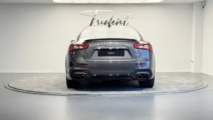 Photo 27 Maserati Ghibli  3.0 V6 350