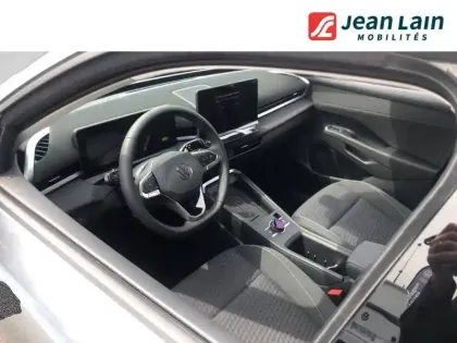 Photo 10 Volkswagen T-roc  1.5 eTSI EVO2 Hybrid 116 ch DSG7