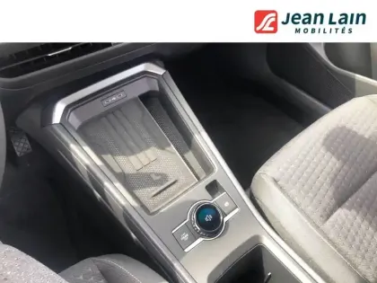 Photo 12 Volkswagen T-roc  1.5 eTSI EVO2 Hybrid 116 ch DSG7