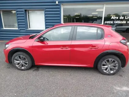 Photo 9 Peugeot 208  Electrique 50 kWh 136ch