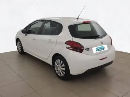 Photo 6 Peugeot 208  PureTech 68ch BVM5
