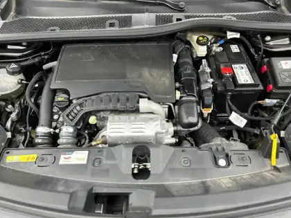 Photo 59 Peugeot 2008  PureTech 130 S&S EAT8