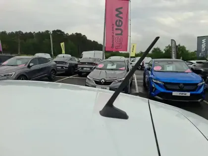 Photo 8 Renault Clio  Blue dCi 100 ch GSR2
