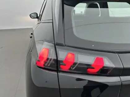 Photo 16 Peugeot 2008  Electrique 136 ch