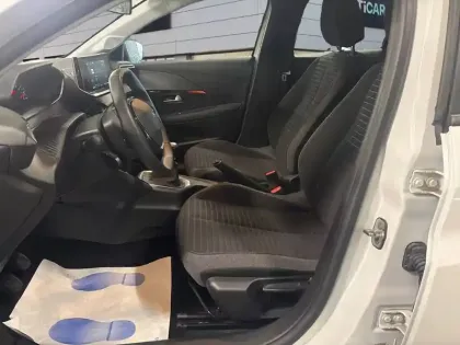 Photo 8 Peugeot 208  PureTech 100 S&S BVM6