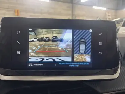 Photo 17 Peugeot 208  PureTech 100 S&S BVM6