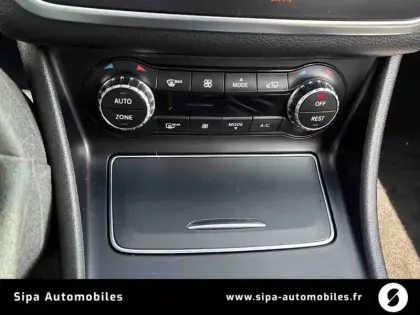 Photo 30 Mercedes GLA  200 7-G DCT