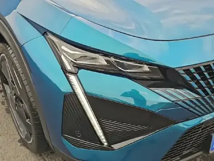 Photo 15 Peugeot 408  PHEV 225 e-EAT8