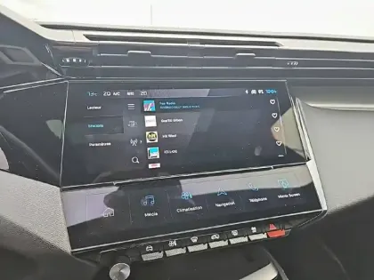Photo 17 Peugeot 408  PHEV 225 e-EAT8
