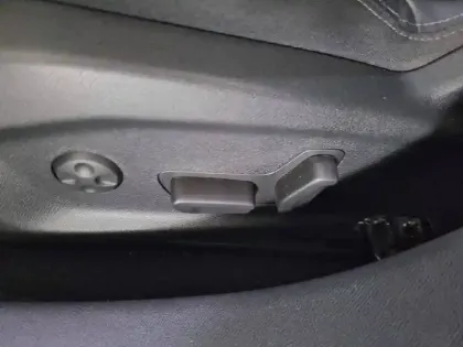 Photo 45 Peugeot 408  PHEV 225 e-EAT8