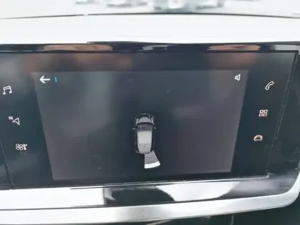 Photo 19 Peugeot 208  Electrique 50 kWh 136ch