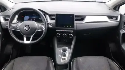 Photo 8 Renault Captur  E-Tech Plug-in 160 - 21