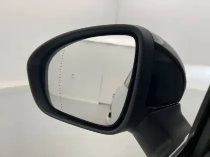 Photo 37 Renault Captur  E-Tech Plug-in 160 - 21