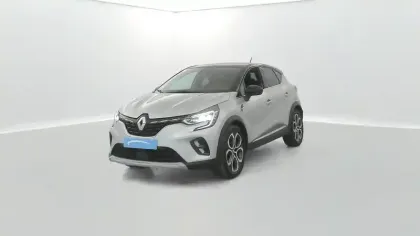 Photo 9 Renault Captur  E-Tech Plug-in 160 - 21
