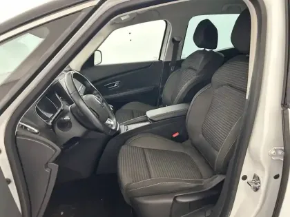 Photo 17 Renault Scenic  dCi 110 Energy