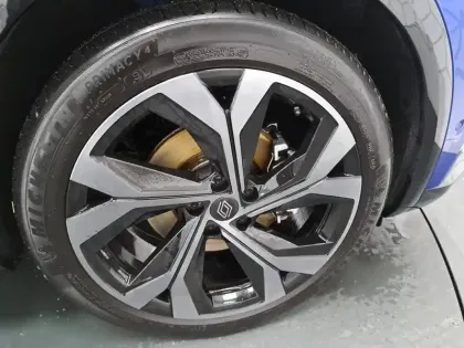 Photo 15 Renault Austral  E-Tech full hybrid 200 GSR2