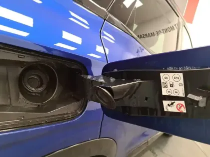 Photo 21 Renault Austral  E-Tech full hybrid 200 GSR2
