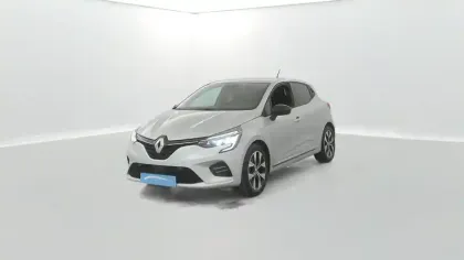 Photo 9 Renault Clio  E-Tech full hybrid 145