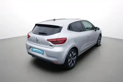 Photo 5 Renault Clio  E-Tech full hybrid 145