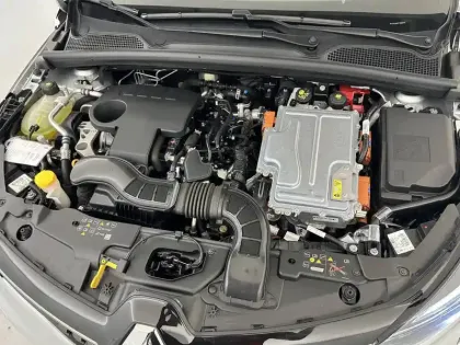 Photo 35 Renault Clio  E-Tech full hybrid 145