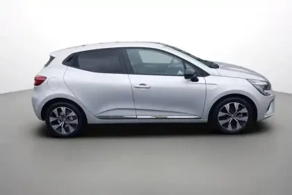 Photo 6 Renault Clio  E-Tech full hybrid 145