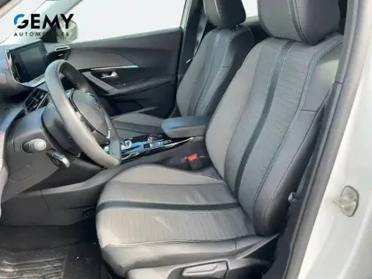 Photo 8 Peugeot 2008  Electrique 136 ch