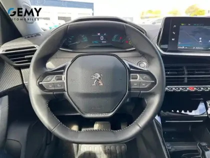 Photo 13 Peugeot 2008  Electrique 136 ch