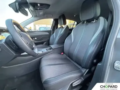 Photo 32 Peugeot 308  Hybrid 136 e-DCS6