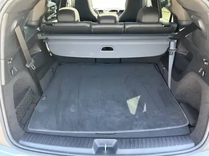 Photo 19 Mercedes GLB  250+ EQ