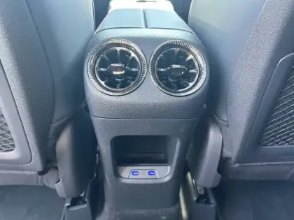 Photo 15 Mercedes GLB  250+ EQ