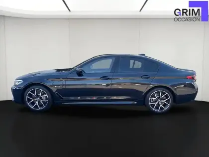 Photo 19 BMW Serie 5 530e TwinPower Turbo xDrive 292 ch BVA8