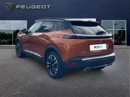 Photo 6 Peugeot 2008  PureTech 130 S&S EAT8