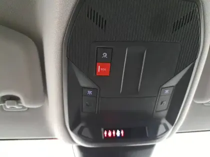 Photo 38 Peugeot 308  PureTech 130ch S&S BVM6