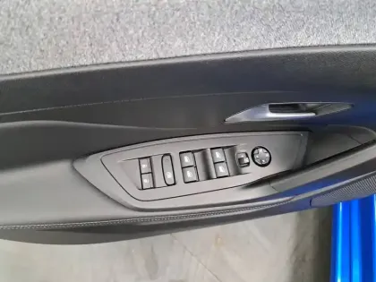 Photo 26 Peugeot 308  PureTech 130ch S&S BVM6