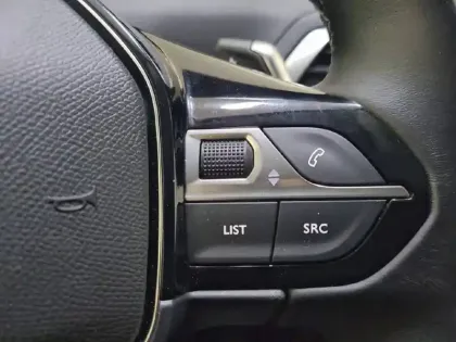 Photo 55 Peugeot 3008  Hybrid 225 e-EAT8