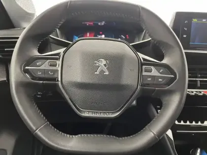 Photo 22 Peugeot 208  Electrique 50 kWh 136ch