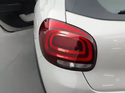 Photo 14 Citroën C3  PureTech 110 S&S BVM6