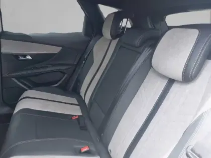 Photo 11 Peugeot 3008  Hybrid 225 e-EAT8