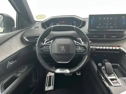 Photo 28 Peugeot 3008  Hybrid 225 e-EAT8